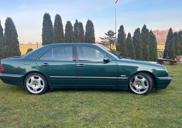 Mercedes-Benz Klasa E cena 56900 przebieg: 215000, rok produkcji 2003 z Gniezno małe 106